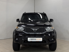 car-image