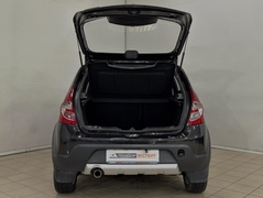 car-image