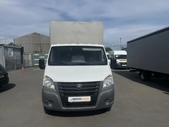 car-image