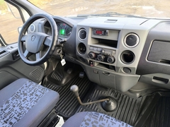 car-image